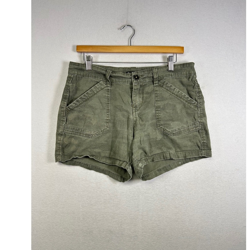 Supplies by Union Bay Camo Snakeskin‎ Utility Shorts Womens 10 Olive Green